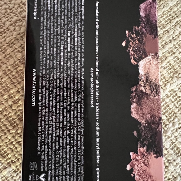 BRAND NEW Tarte Eye Shadow palette with shades for daytime and evening looks 🤗 - Picture 3 of 3